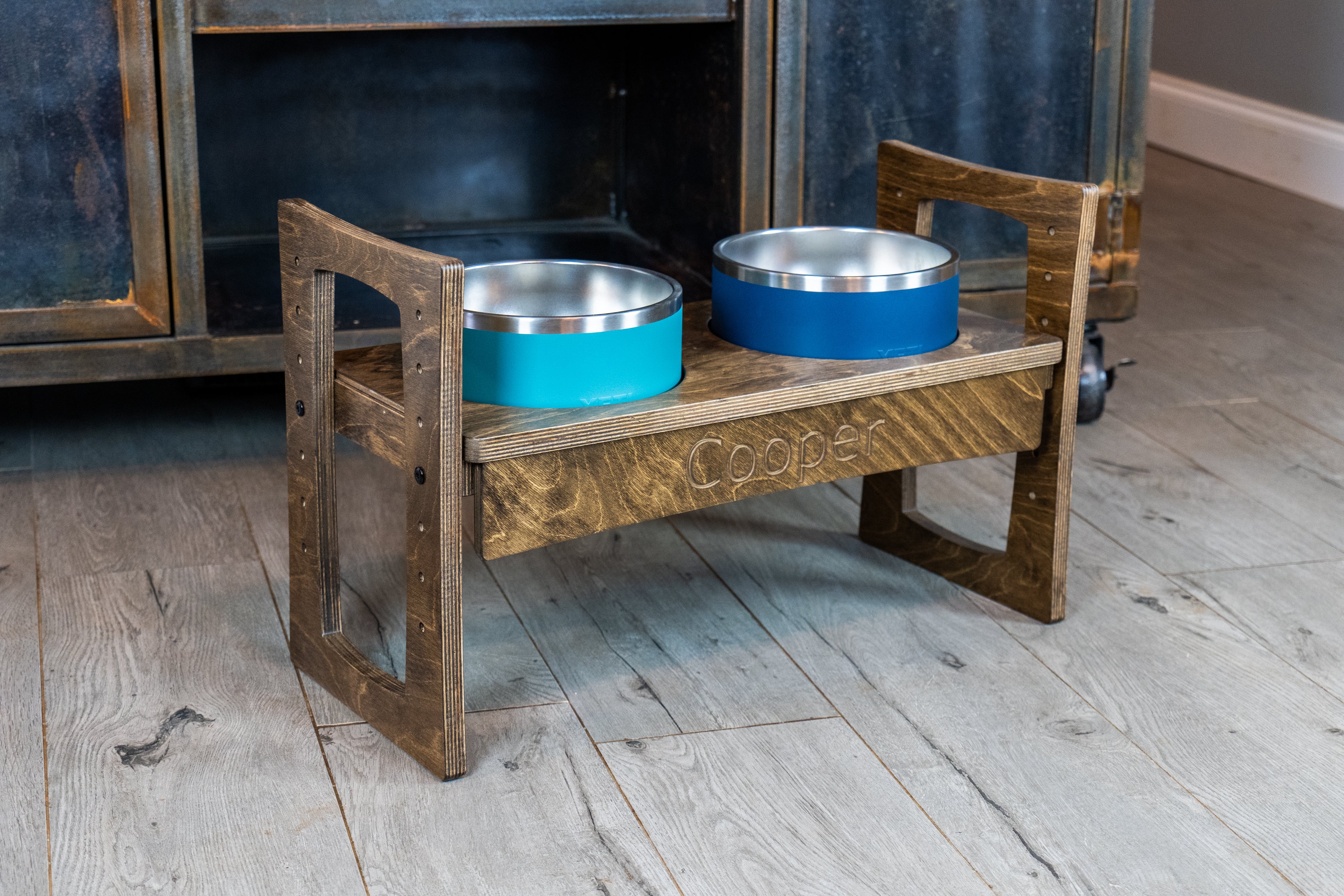 Adjustable**Puppy-Adult Yeti Raised Dog Bowl Stand || 7 Different Height Levels || Elevated Pet Feeder || Engraving Optional