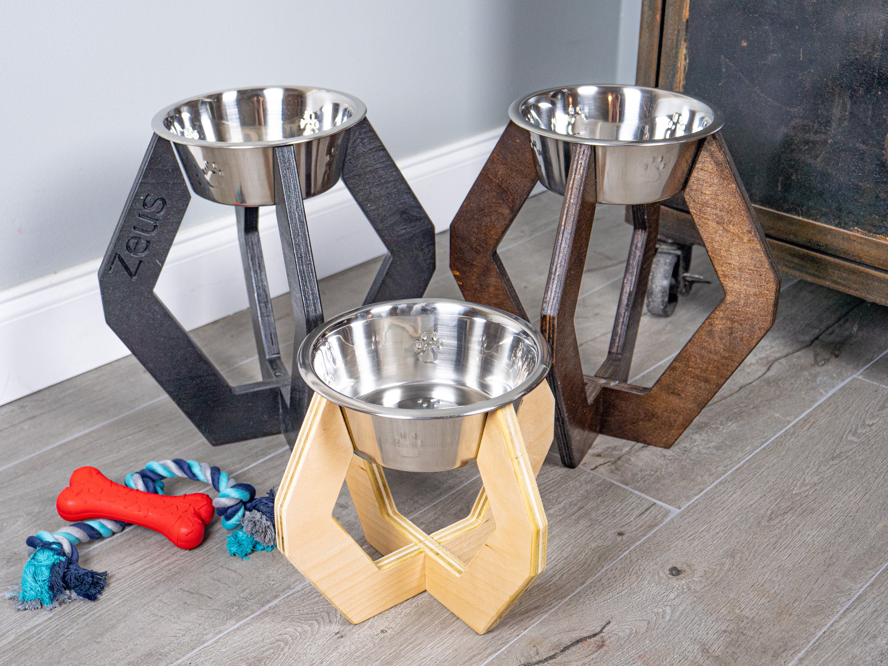 Wall Mounted Dog Bowl Stand - Bowls included – Woodland Steelworks