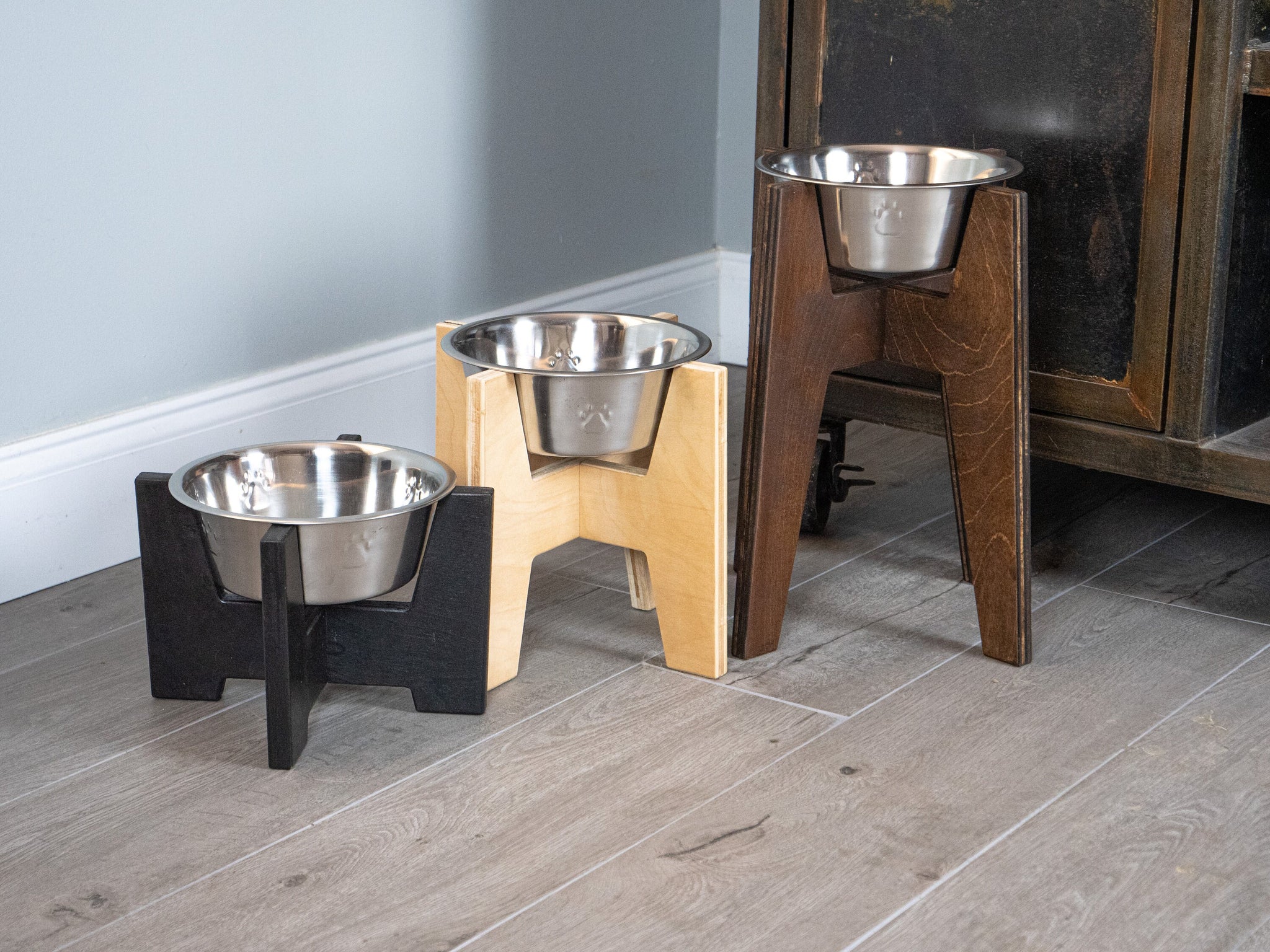 Modern Raised Dog Bowl Stand - Bowls Included – Woodland Steelworks
