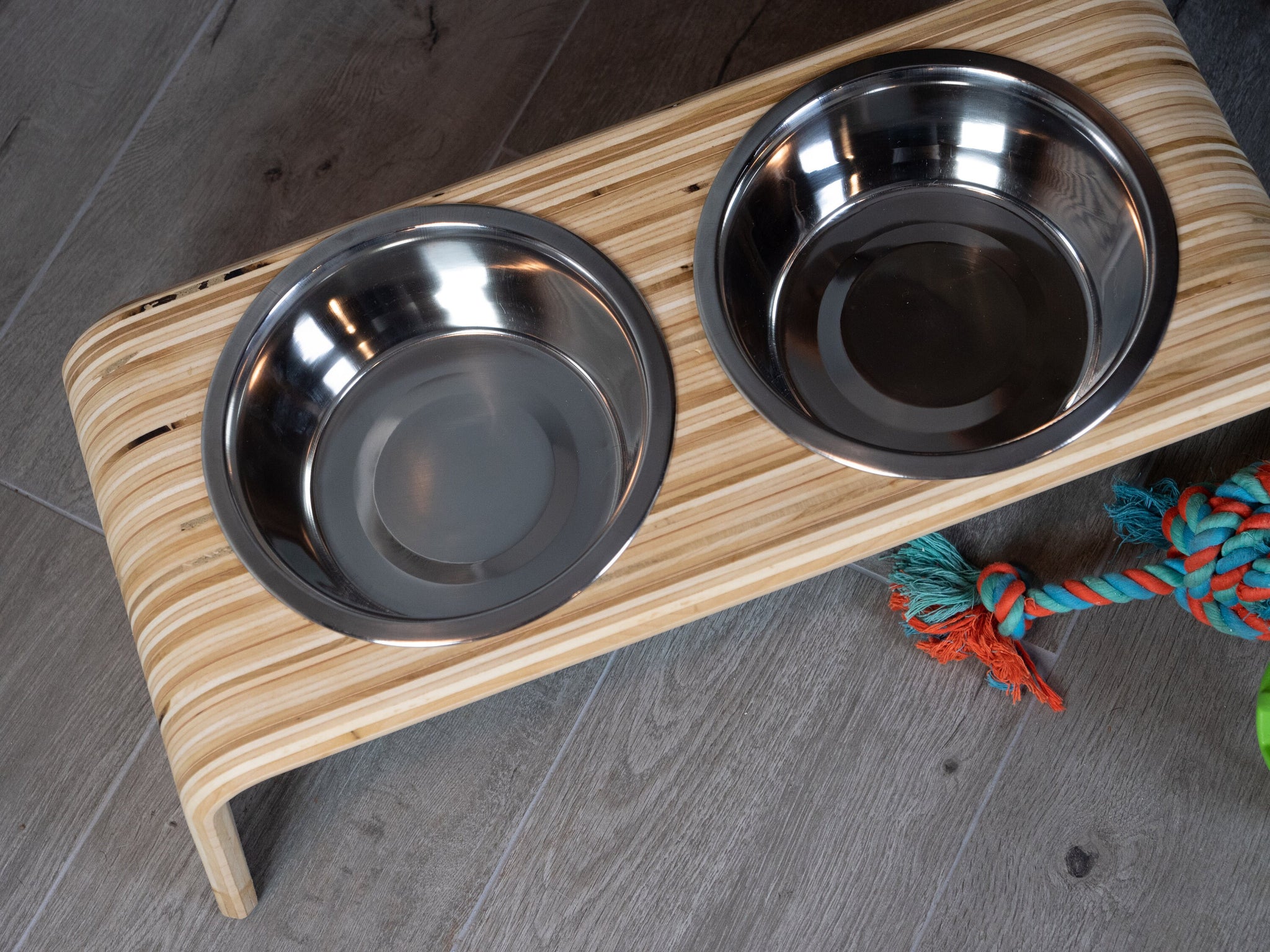Raised Dog Bowl Stand - Bowls Included – Woodland Steelworks